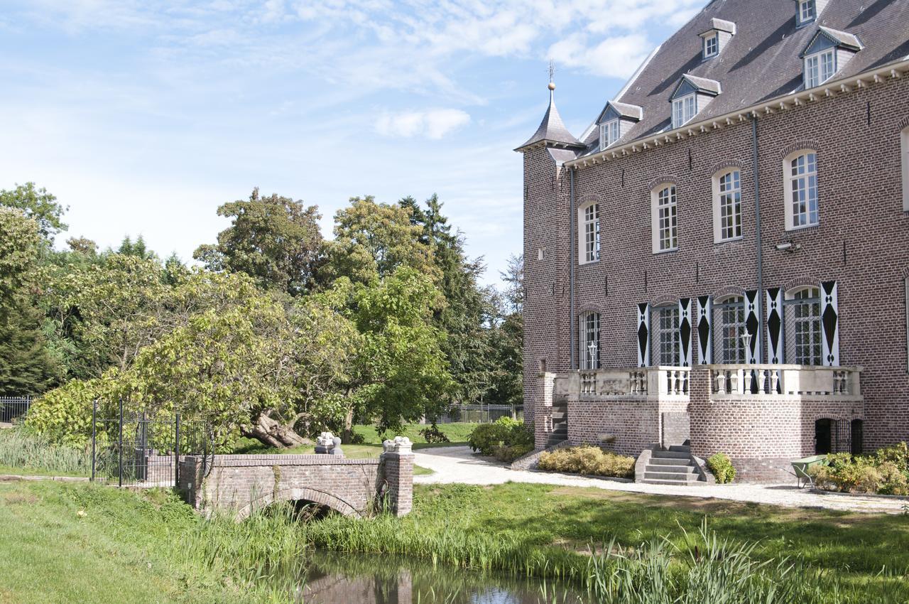 Kasteel Aldenghoor Bed & Breakfast Haelen Bagian luar foto